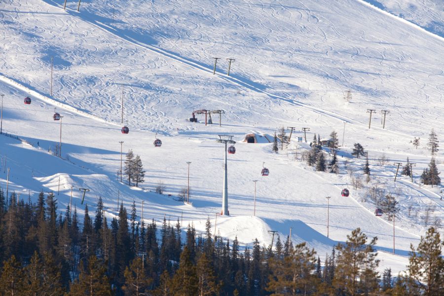Ski slope and lift at a ski resort